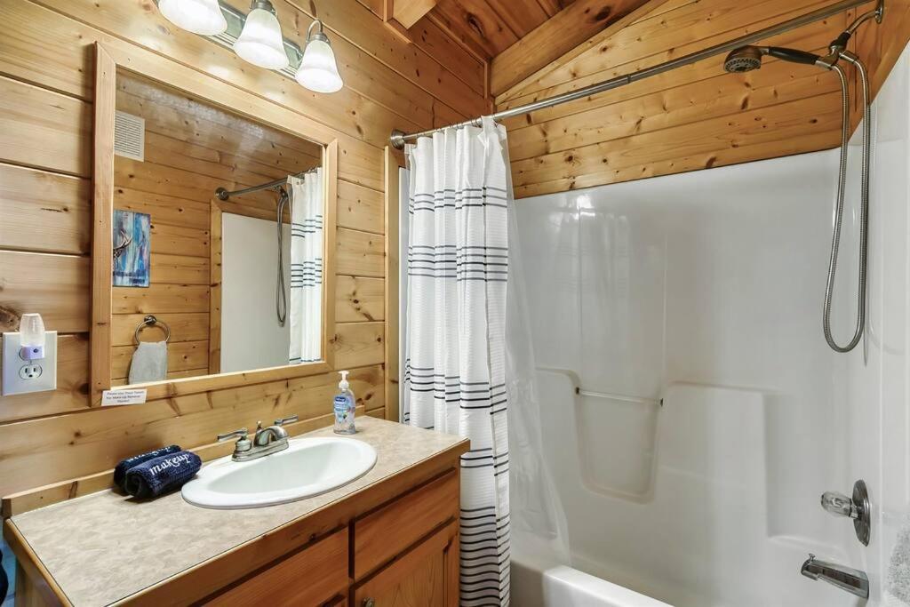 Groot'S Place - 5 Min To Main Parkway!! Pigeon Forge Extérieur photo